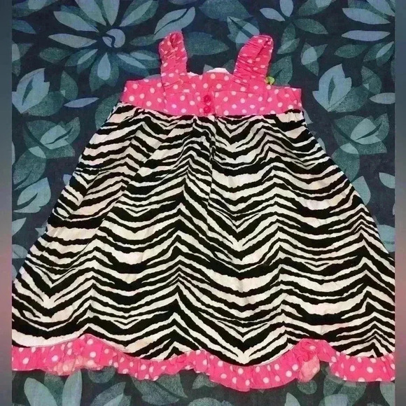 Rare,too! Size 4T - Picture 3 of 4